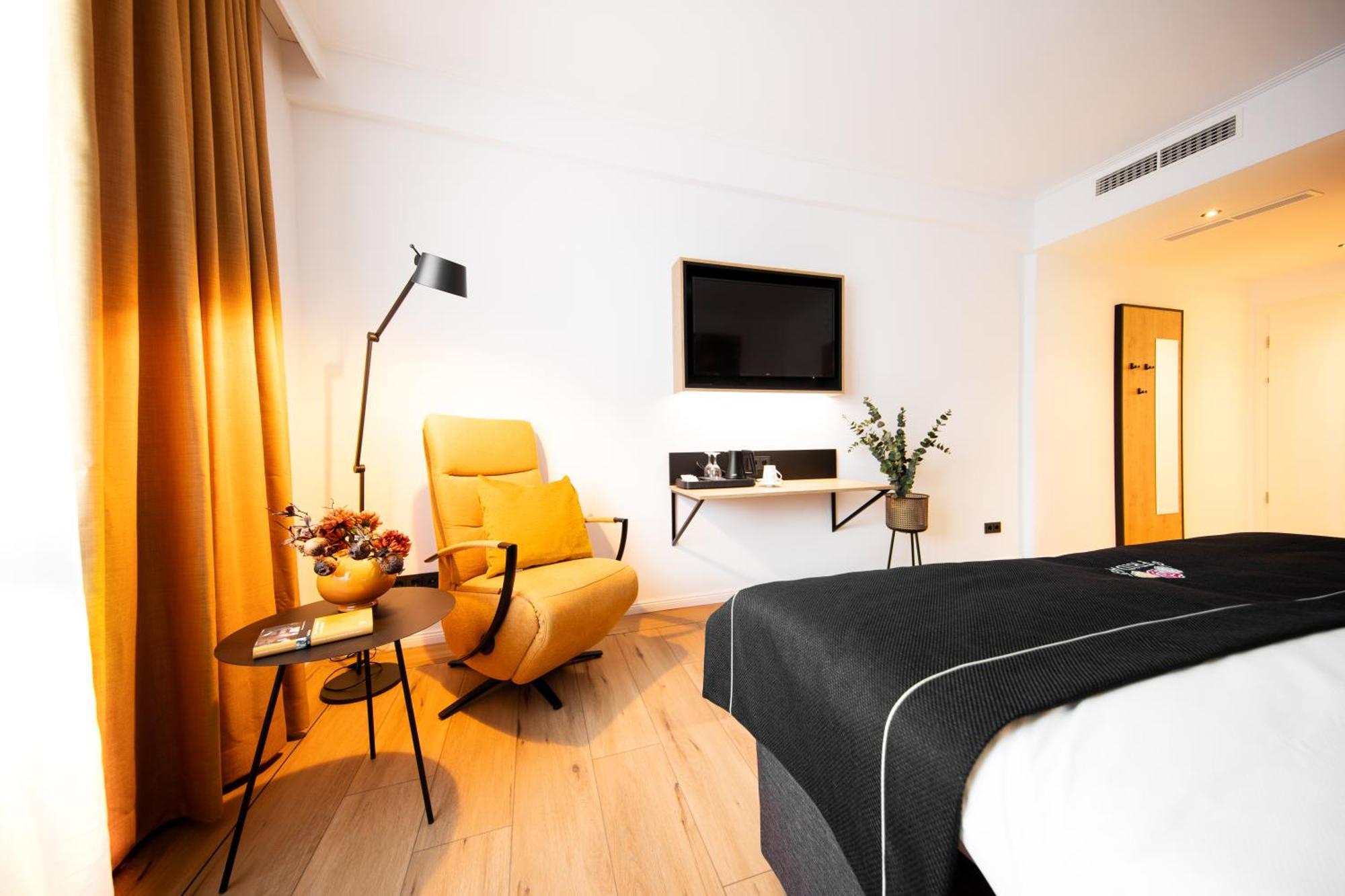 Bassum Frida Hotel & Cafe מראה חיצוני תמונה