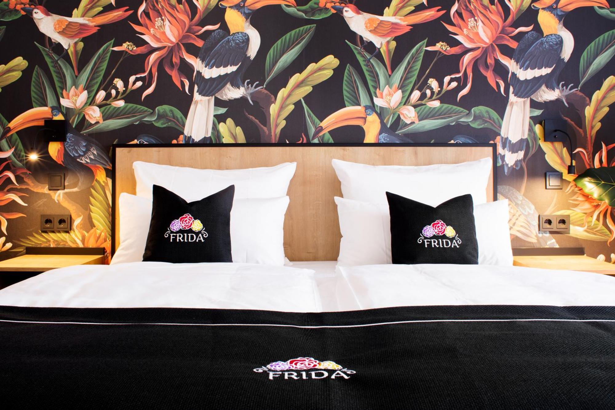 Bassum Frida Hotel & Cafe מראה חיצוני תמונה